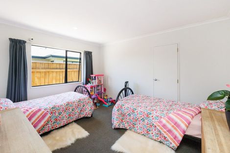 Photo of property in 110 Peter Hall Drive, Kelvin Grove, Palmerston North, 4414