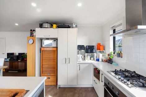 Photo of property in 239d Dixon Road, Fitzroy, Hamilton, 3206