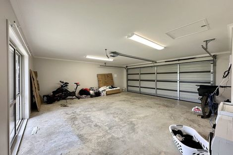 Photo of property in 6 Cory Jane Grove, Riverstone Terraces, Upper Hutt, 5018