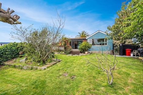 Photo of property in 3 Walton Road, Paraparaumu Beach, Paraparaumu, 5032