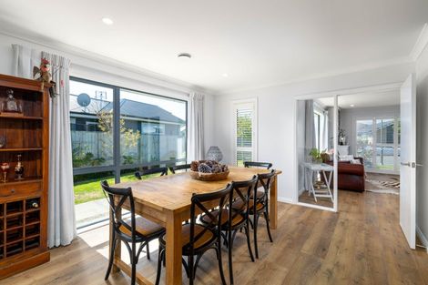 Photo of property in 14 Ballinger Place, Kaiapoi, 7630