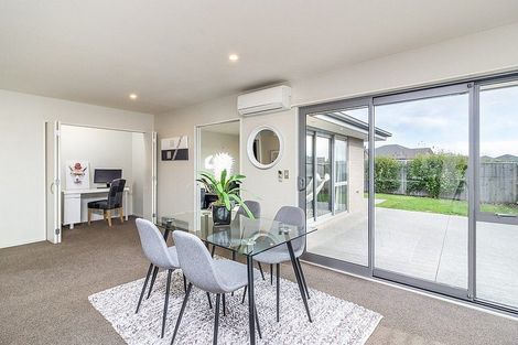 Photo of property in 21 Jacks Drive, West Melton, 7618