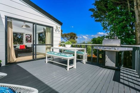 Photo of property in 2/157 Spinella Drive, Bayview, Auckland, 0629