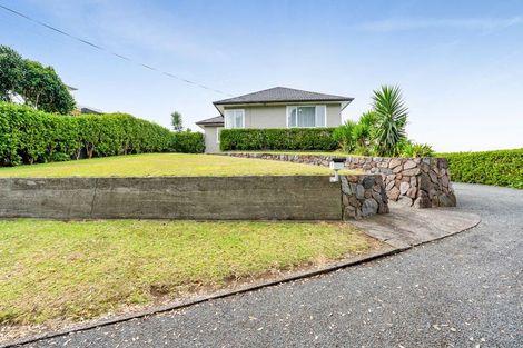 Photo of property in 17 Rainsford Street, Moturoa, New Plymouth, 4310