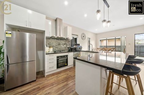 Photo of property in 11a Kent Road, Manurewa, Auckland, 2102