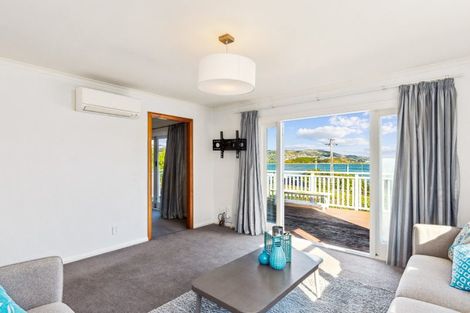 Photo of property in 7 Onepoto Road, Titahi Bay, Porirua, 5022