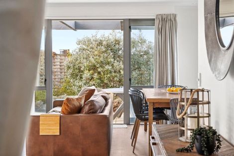 Photo of property in 13 Meadowbrook Place, Wanaka, 9305