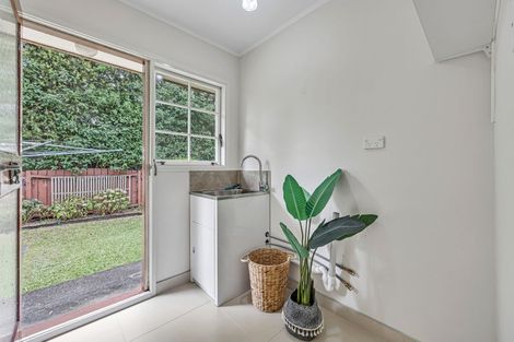 Photo of property in 1/7 Kentigern Close, Pakuranga, Auckland, 2010