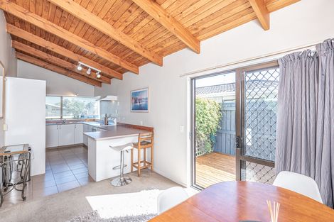 Photo of property in 32 Exeter Crescent, Springvale, Whanganui, 4501