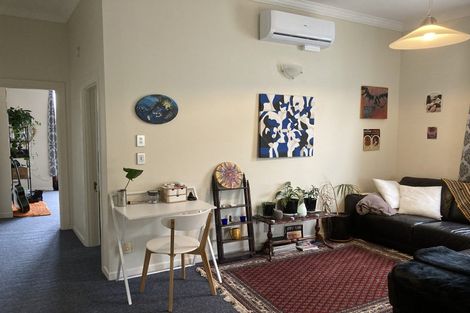 Photo of property in 16a Thompson Street, Mount Cook, Wellington, 6011