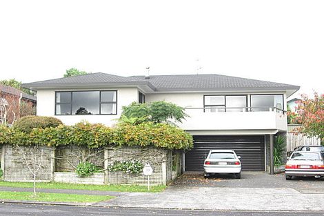 Photo of property in 33 Peretao Rise, The Gardens, Auckland, 2105