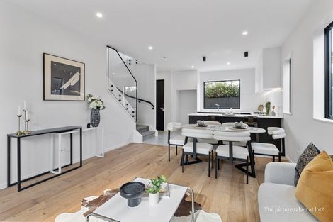 Photo of property in 105a Sycamore Drive, Sunnynook, Auckland, 0620