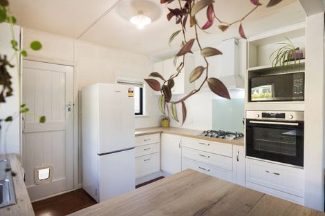 Photo of property in 8 Dundas Road, Sanson, 4817