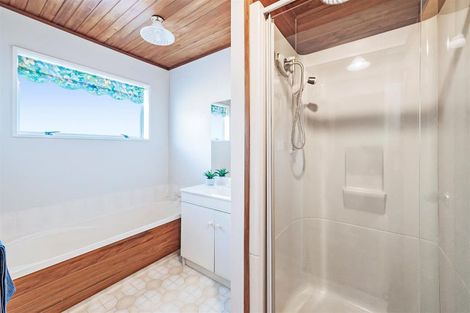 Photo of property in 21a Wharenui Road, Upper Riccarton, Christchurch, 8041