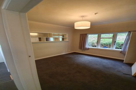 Photo of property in 12 Lytton Street, Wadestown, Wellington, 6012