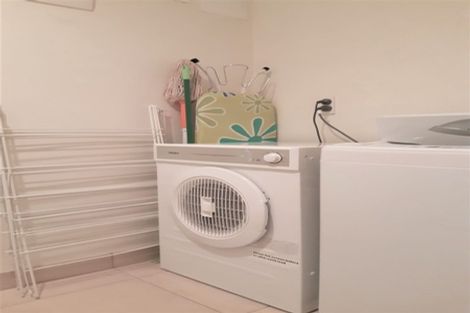 Photo of property in 11/72d Devonport Road, Tauranga, 3110