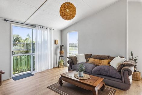 Photo of property in 42 Rodney Avenue, Te Horo Beach, Otaki, 5581