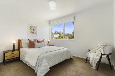 Photo of property in 69 Awaruku Road, Torbay, Auckland, 0630