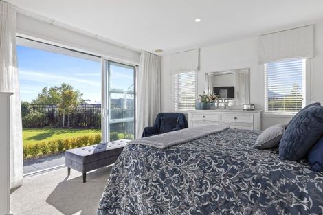 Photo of property in 13 Tuhua Close, Wharewaka, Taupo, 3330