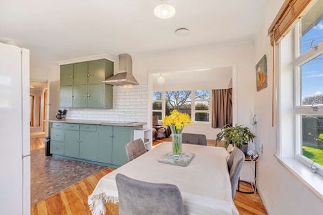 Photo of property in 13 Mako Mako Road, Levin, 5510