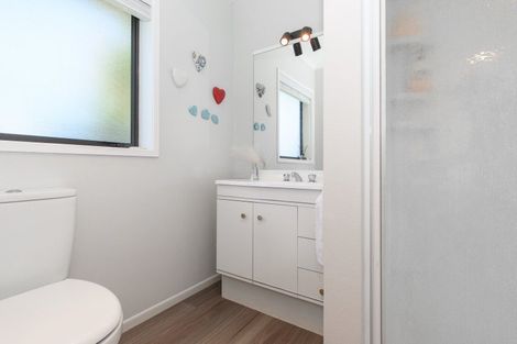 Photo of property in 17 Andalusian Place, Papamoa Beach, Papamoa, 3118