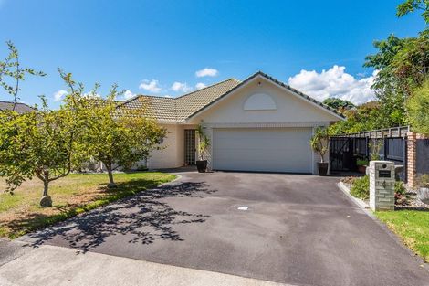 Photo of property in 4 Maple Lane, Waikanae, 5036