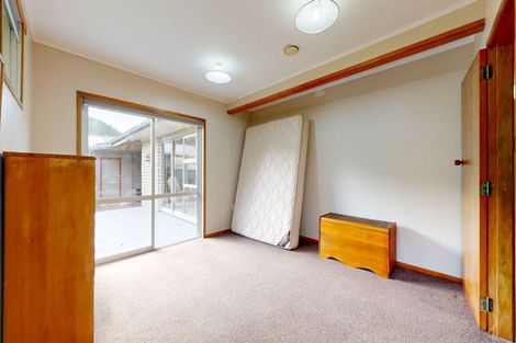 Photo of property in 15 Mangotahi Road, Thames, 3577
