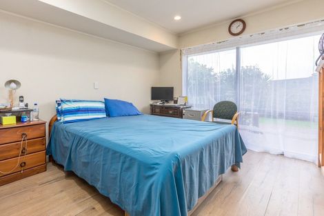Photo of property in 5 Derg Place, East Tamaki, Auckland, 2013