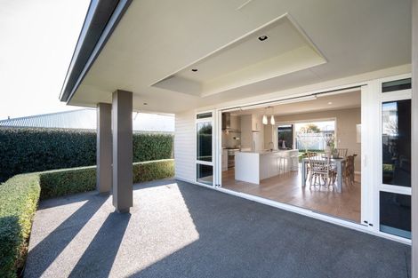 Photo of property in 8 Te Heipora Place, Havelock North, 4130