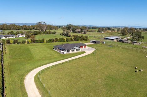 Photo of property in 250 Hughes Line, West Taratahi, Masterton, 5887