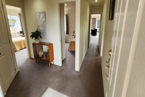 Photo of property in 29 Edgewater Grove, Whakatane, 3120