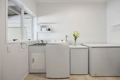 Photo of property in 46 Maclean Street, Cambridge, 3434