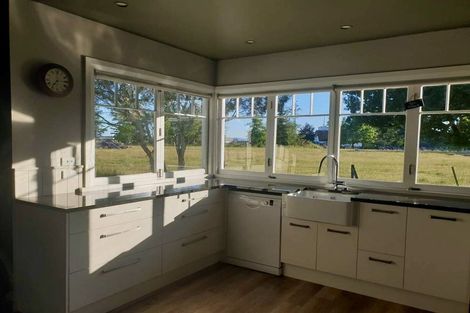 Photo of property in 137 Main North Road, Woodend, 7610