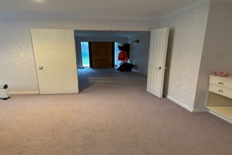 Photo of property in 50 Awanui Drive, Waikanae, 5036