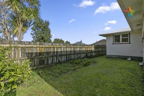 Photo of property in 2/352 Oxford Terrace, Avalon, Lower Hutt, 5011