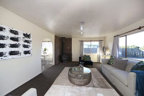 Photo of property in 80 Chatham Road, Flaxmere, Hastings, 4120