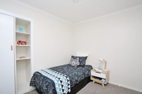 Photo of property in 19 Cargill Street, Waikiwi, Invercargill, 9810