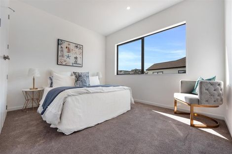 Photo of property in 46 Whakairo Crescent, Gulf Harbour, Whangaparaoa, 0930