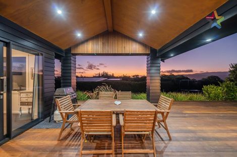 Photo of property in 13 Mount Marua Way, Timberlea, Upper Hutt, 5018