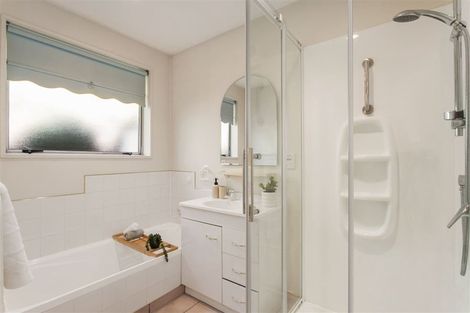 Photo of property in 1 Ashmore Lane, Strowan, Christchurch, 8052