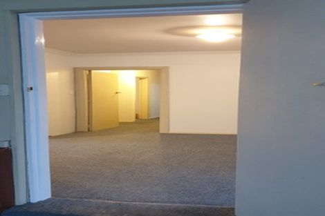 Photo of property in 28 Gibbons Street, Upper Hutt Central, Upper Hutt, 5018