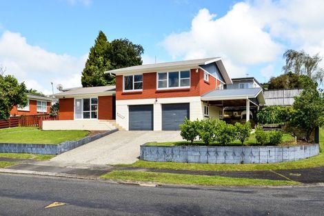 Photo of property in 14 Ross View Terrace, Dinsdale, Hamilton, 3204