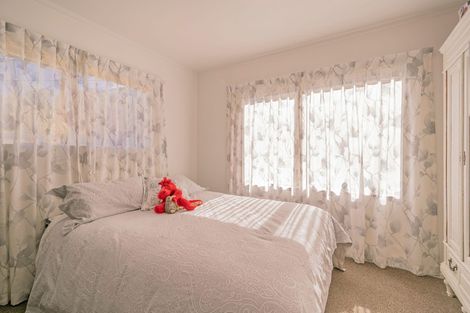 Photo of property in 143 Centennial Drive, Whitianga, 3510