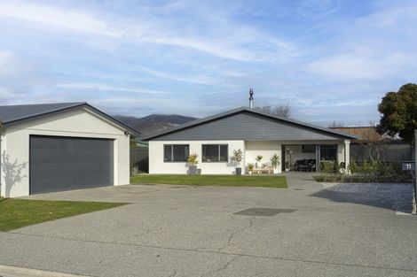 Photo of property in 11 Clare Place, Cromwell, 9310