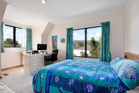 Photo of property in 3 Alleys Way, Ebdentown, Upper Hutt, 5018