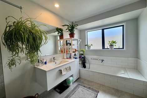 Photo of property in 9a Waghorn Street, Pyes Pa, Tauranga, 3112