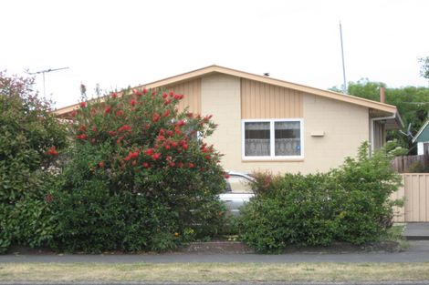 Photo of property in 475 Mairehau Road, Parklands, Christchurch, 8083