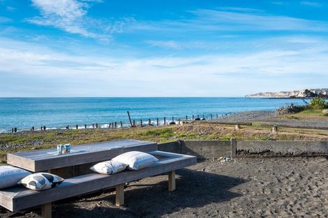 Photo of property in 271 Clifton Road, Te Awanga, 4102