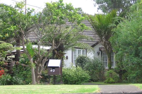 Photo of property in 40 Highland Avenue, Titirangi, Auckland, 0604