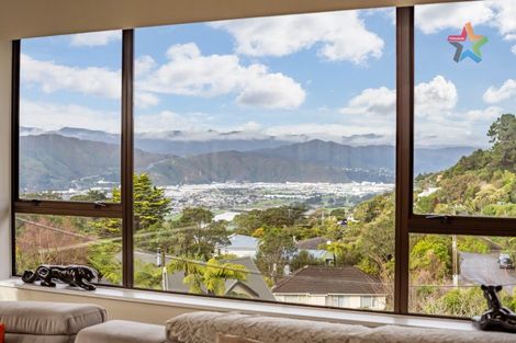 Photo of property in 179 Miromiro Road, Normandale, Lower Hutt, 5010